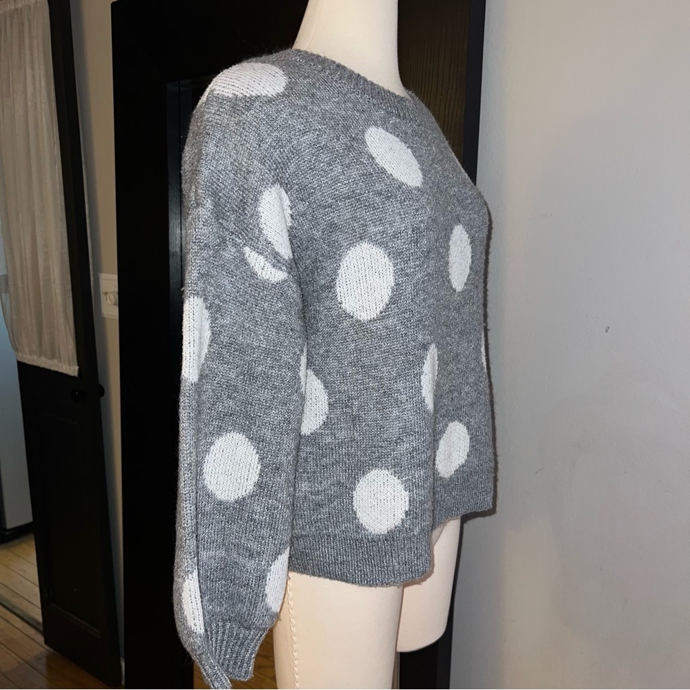 POL | Gray Polka Dot Sweater - Medium - Picture 2 of 11